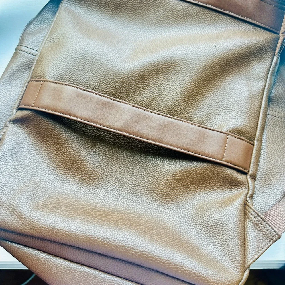 Bugatti Brown Pebbled Vegan Leather Laptop Backpack Travel Bag Trolley Strap
